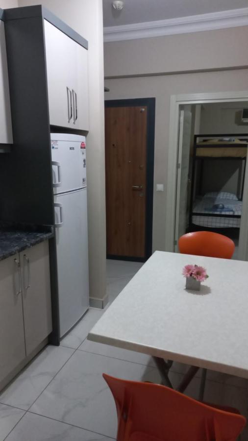Happy Deniz Apartment Анталия Екстериор снимка